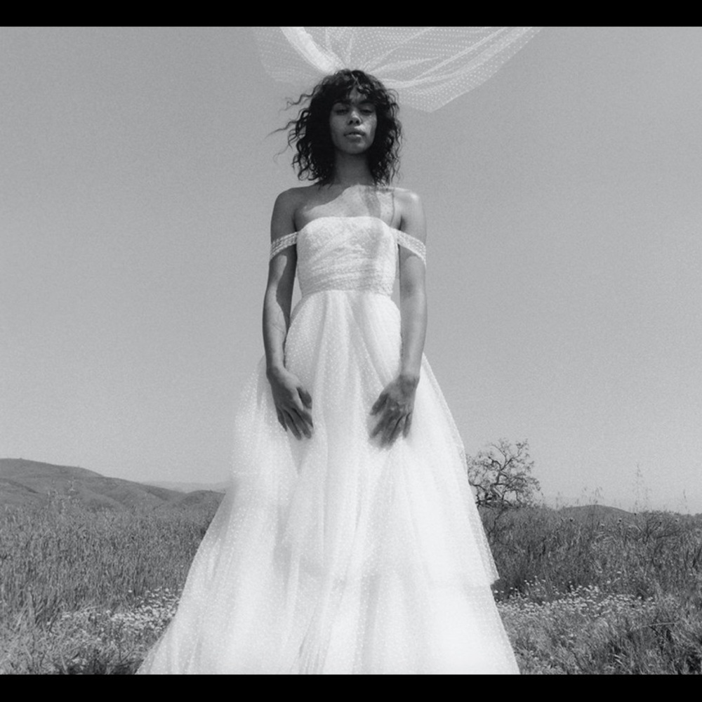Floravere A. Lovelace Wedding Dress